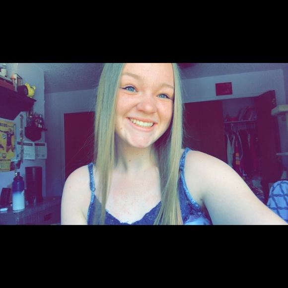 Meet your Posher, Aaliyah - Picture 1 of 1